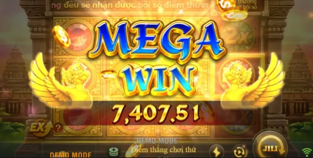 May mắn kích hoạt thành công hũ Grand Jackpot giá trị cực lớn.